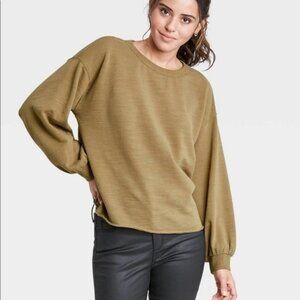 Universal Thread Raw Hem Cropped Sweatshirt